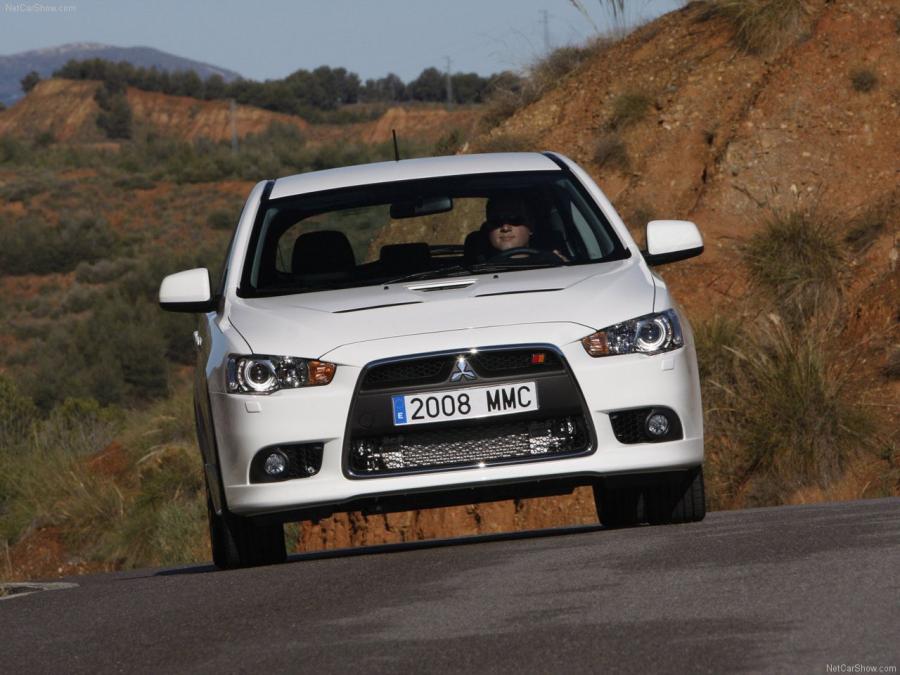  Mitsubishi Lancer Sportback Ralliart 2009 года  (фото 4 из 93)